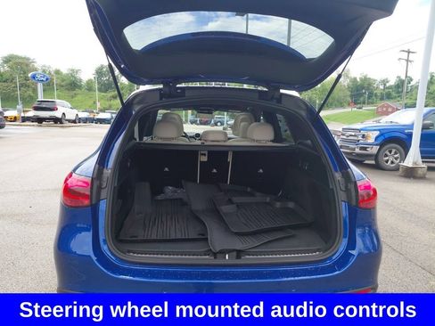 Used 2025 Mercedes-Benz GLC 300 4MATIC image 13