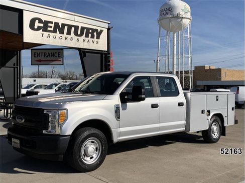 Used 2017 Ford F250 XL w/ Power Equipment Group image 1