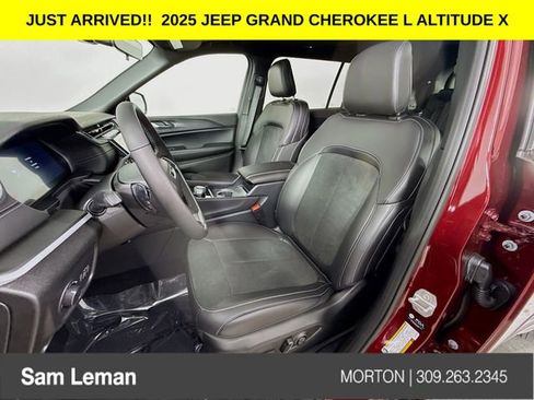 New 2025 Jeep Grand Cherokee L Altitude image 20