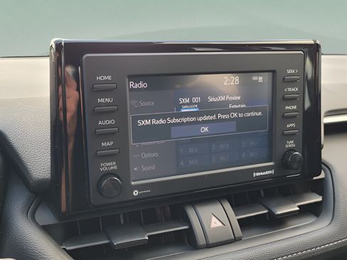 Used 2022 Toyota RAV4 XLE w/ Convenience Package AWD/4WD image 21