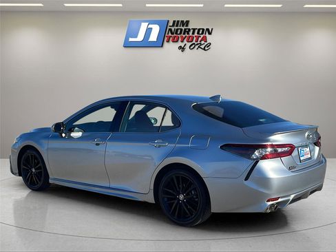 Used 2024 Toyota Camry XSE image 7