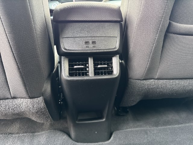 Used 2025 Chevrolet Equinox LT AWD/4WD image 31
