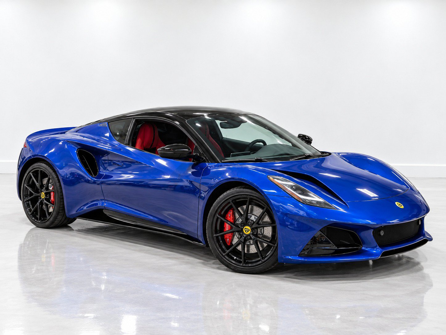 Used 2024 Lotus Emira First Edition RWD image 3