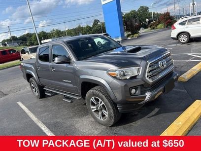 Used 2017 Toyota Tacoma TRD Sport w/ Tow Package (A/T)