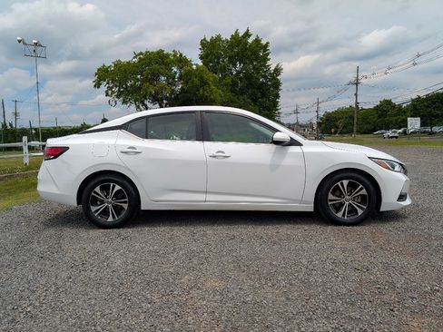 Used 2023 Nissan Sentra SV FWD image 4