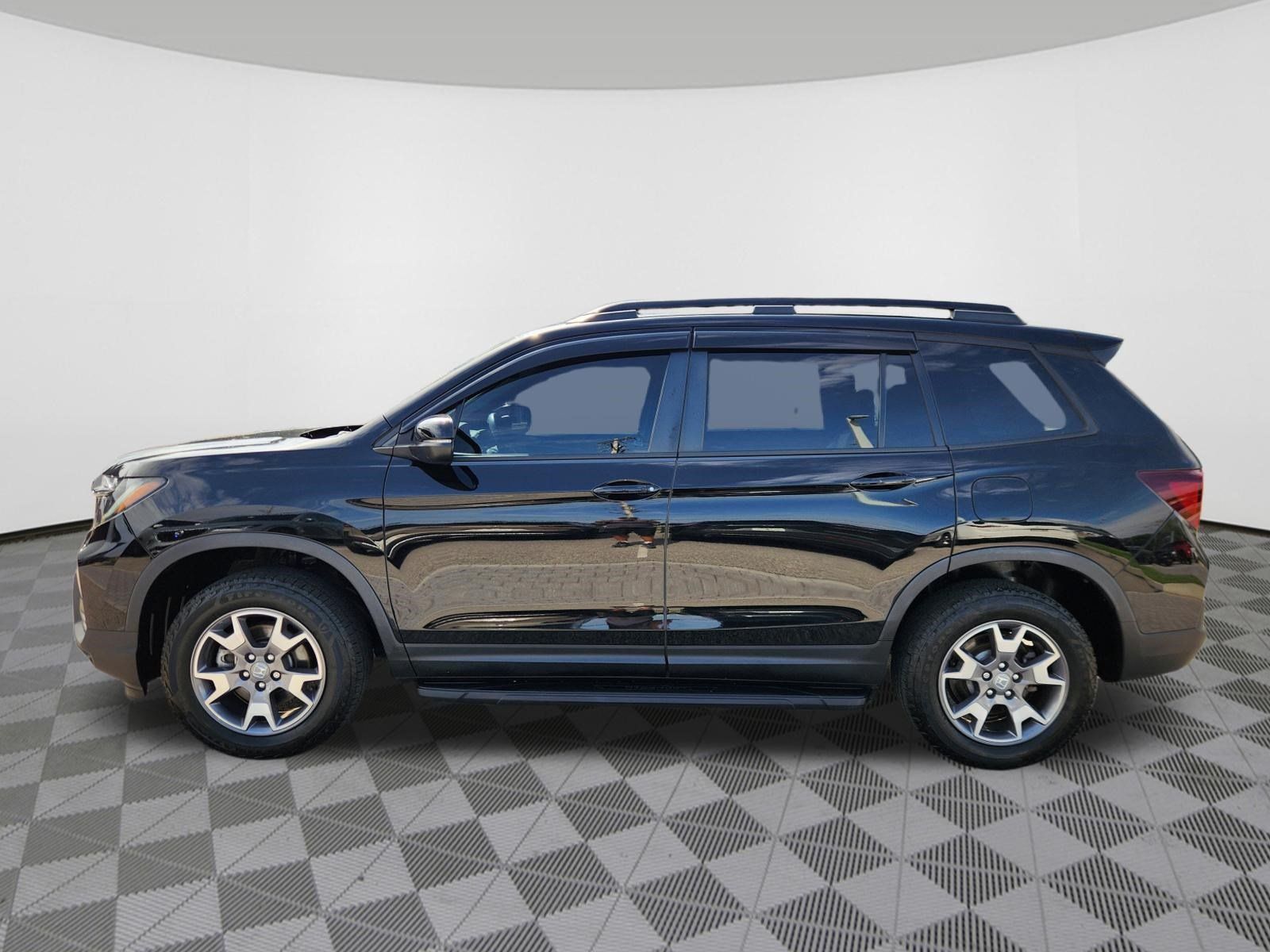 Used 2023 Honda Passport TrailSport image 5