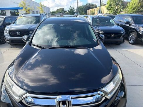 Used 2017 Honda CR-V Touring image 3