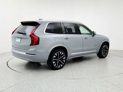 New 2026 Volvo XC90 T8 Plus image 5