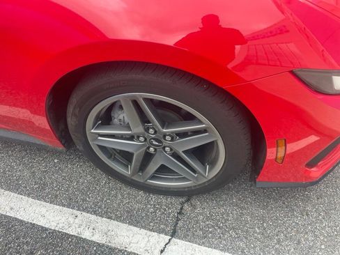 Used 2025 Ford Mustang GT RWD image 22