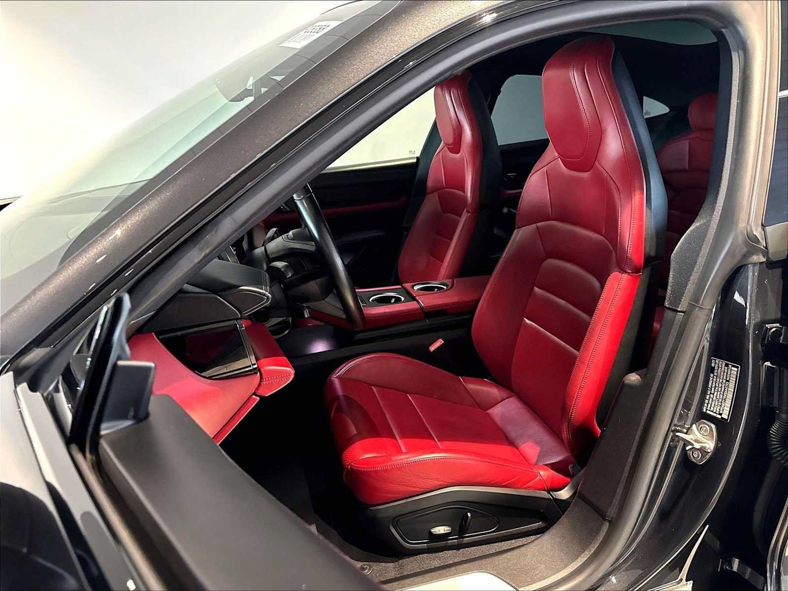 Used 2021 Porsche Taycan 4S AWD/4WD image 8