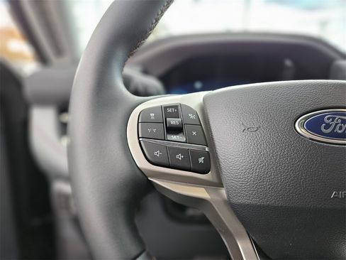 New 2026 Ford Explorer Active image 28