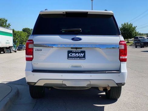 Used 2021 Ford Expedition XLT AWD/4WD image 5