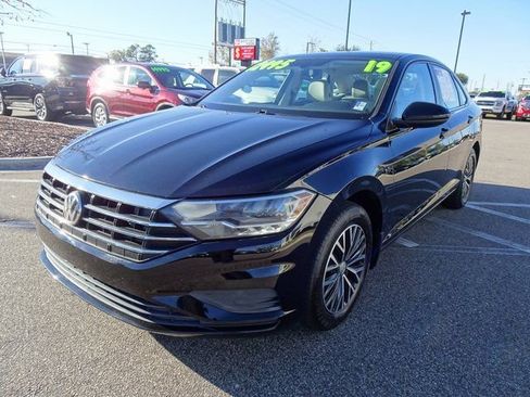 Used 2019 Volkswagen Jetta SE image 8