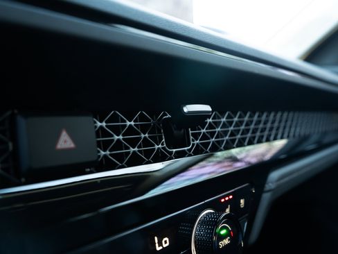 Used 2023 Honda Accord Touring image 32