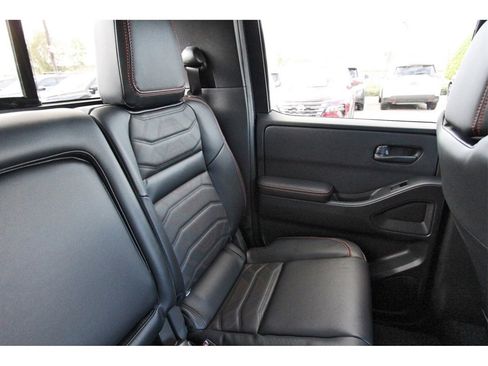 New 2026 Nissan Frontier Pro-X image 10