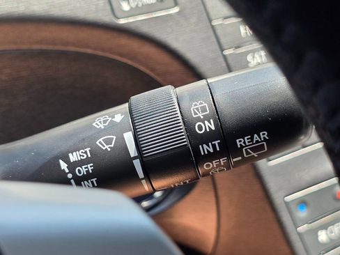 Used 2014 Toyota Prius Prime Advanced FWD image 39