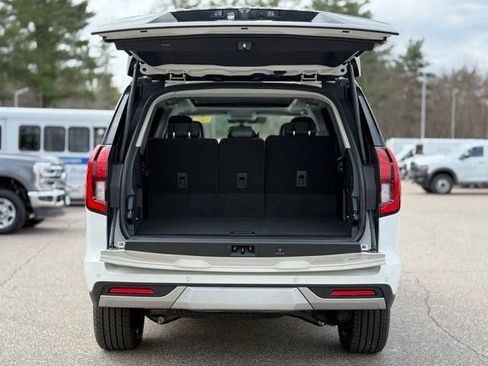 New 2026 Ford Expedition Platinum image 7