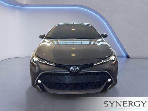 Used 2022 Toyota Corolla XSE FWD image 2