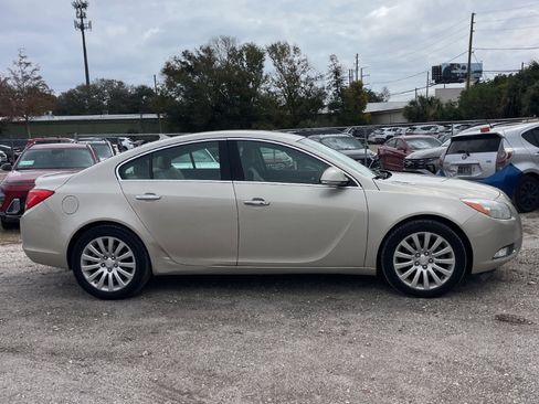 Used 2013 Buick Regal Premium image 11