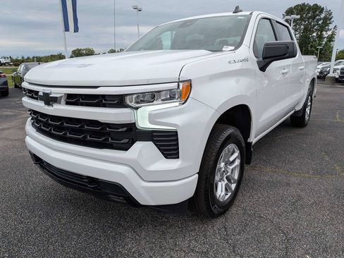 Used 2026 Chevrolet Silverado 1500 RST AWD/4WD image 11