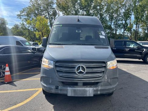 Used 2019 Mercedes-Benz Sprinter 170 image 2