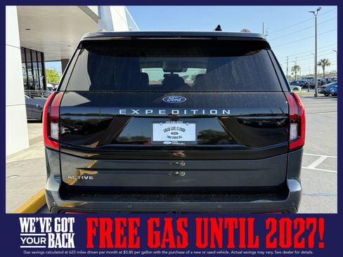 New 2026 Ford Expedition Active RWD image 7