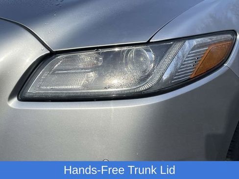 Used 2020 Lincoln Continental AWD w/ Premium Package image 10