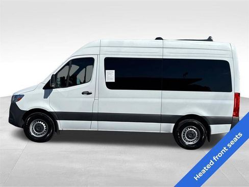 Used 2025 Mercedes-Benz Sprinter 2500 image 8