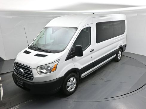 Certified 2019 Ford Transit 350 XLT image 32