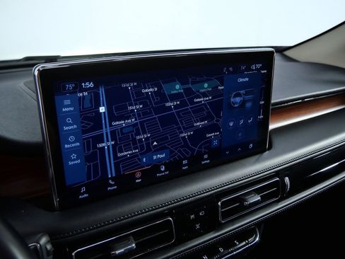 Certified 2023 Lincoln Nautilus Reserve AWD/4WD image 19