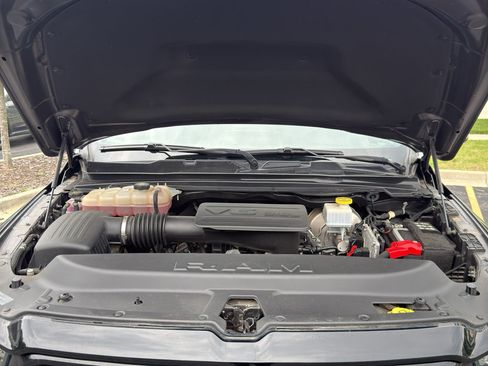 Used 2022 RAM 1500 Big Horn AWD/4WD image 31