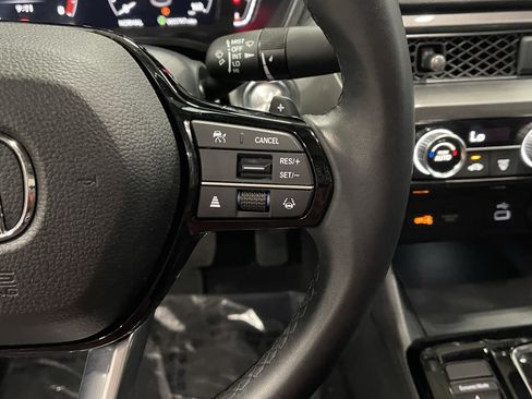 Used 2025 Acura Integra FWD image 23