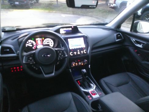 Used 2023 Subaru Forester Touring w/ Popular Package #2 image 33