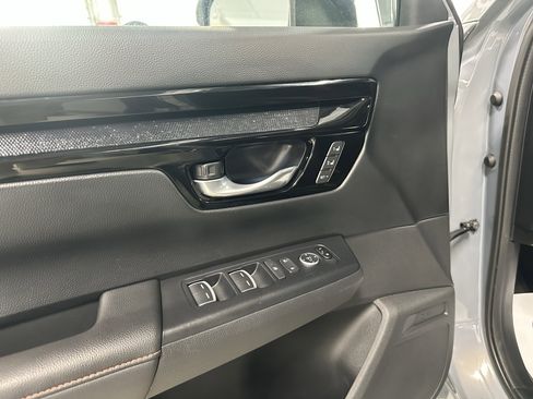 Used 2024 Honda CR-V Sport Touring image 18