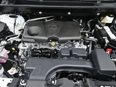 Used 2025 Toyota RAV4 Limited image 33