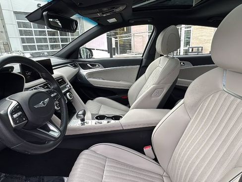 Used 2022 Genesis G70 3.3T w/ Sport Advanced Package image 16