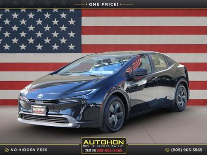 Used 2025 Toyota Prius LE