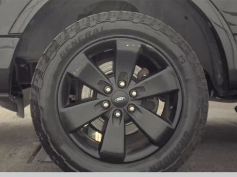 Used 2014 Ford F150 FX4 w/ Equipment Group 402A Luxury AWD/4WD image 6