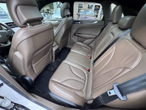 Used 2017 Lincoln MKC Reserve image 31