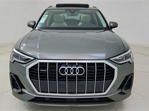 Used 2024 Audi Q3 2.0T Premium Plus image 2