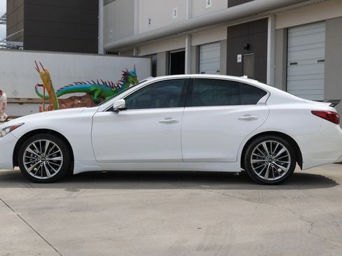 Used 2022 INFINITI Q50 Luxe w/ Cargo Package RWD image 4