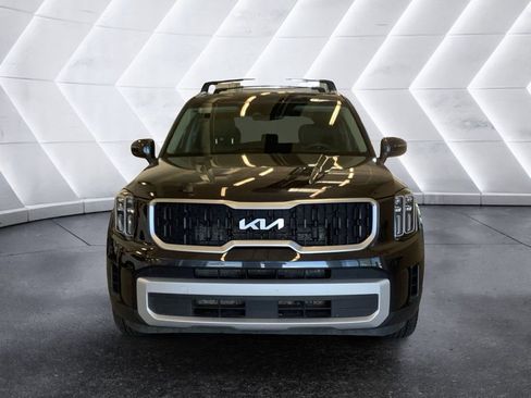 Used 2025 Kia Telluride EX image 2