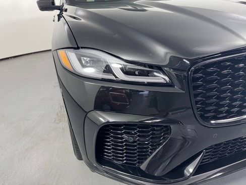 Used 2023 Jaguar F-PACE SVR AWD/4WD image 3