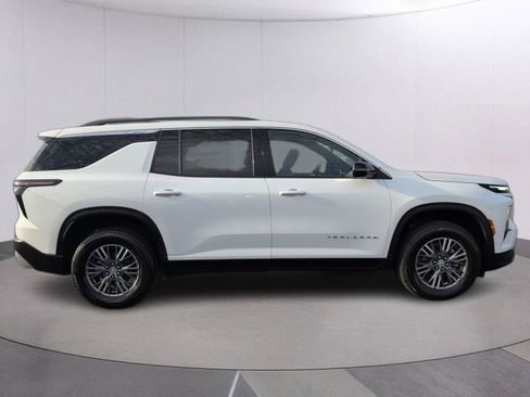 Used 2024 GMC Terrain SLE AWD/4WD image 8