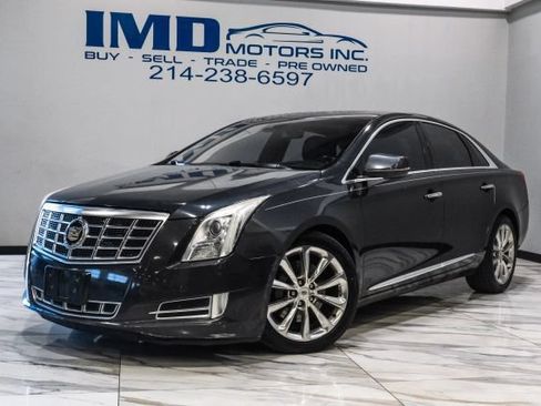 Used 2013 Cadillac XTS Premium FWD image 2
