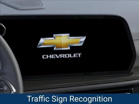 New 2027 Chevrolet Traverse Z71 w/ Enhanced Driving Package AWD/4WD image 23