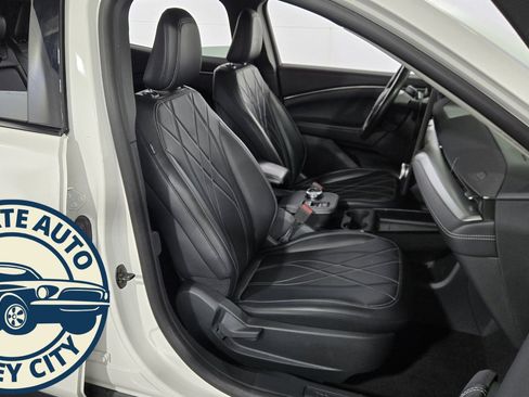 Used 2022 Ford Mustang Mach-E California Route 1 image 41