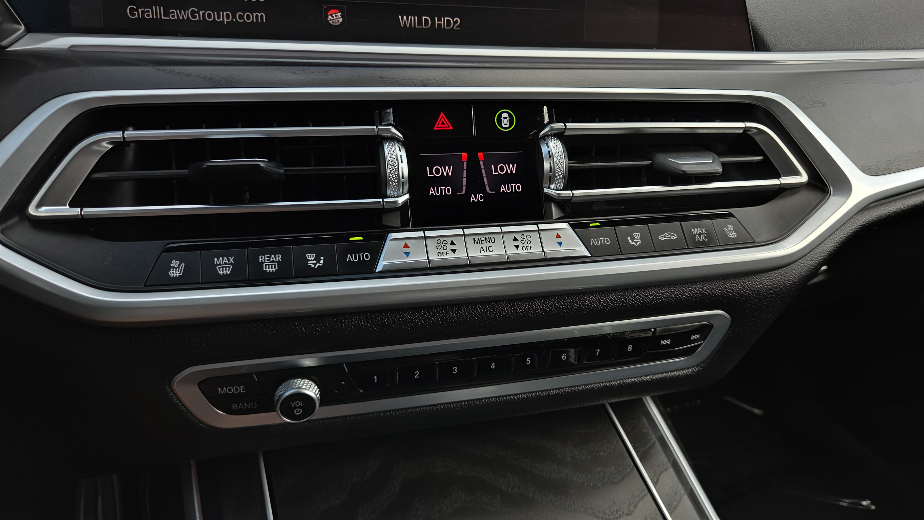 Used 2021 BMW X7 xDrive40i w/ M Sport Package AWD/4WD image 30