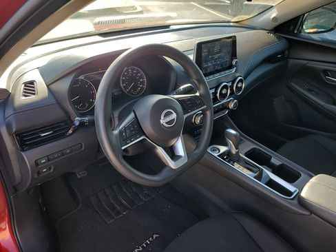 Used 2024 Nissan Sentra SV image 18