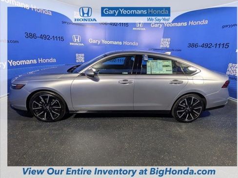 New 2026 Honda Accord Touring image 8
